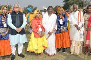 हरियाणा के खान-पान को देखकर अभिभूत हुई राष्ट्रपति, देसी घी की जलेबी का चखा स्वाद