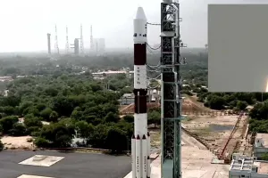 ISRO ने रचा इतिहास: अंतरिक्ष में हुई कई नैनो सैटेलाइट्स की एंट्री