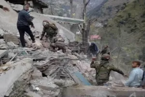 कश्मीर में भूस्खलन, मां-बेटी की मौत