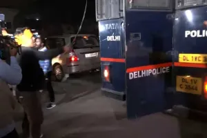 श्रद्धा के आरोपी आफताब पर तलवारों से हमला