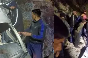 कार खाई में गिरी, तीन महिलाओं समेत चार की मौत