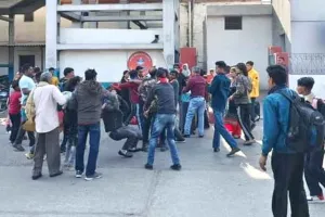 शादी कर अंबाला पहुंचे परिवार के बीच खूनी संघर्ष