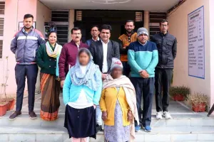 दादी की आंखों से छलके खुशी के आंसू