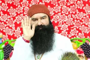 पूज्य गुरु जी ने बताया सेवा का मतलब, इस वीडियों को ध्यान से सूनें