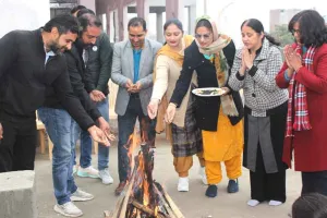शाह सतनाम जी कॉलेज ऑफ एजुकेशन में धूमधाम से मनाया लोहड़ी पर्व