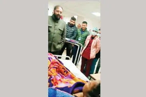 कलक्टर की शाबाशी पर 15 साल की पवनदीप मुस्कुराई