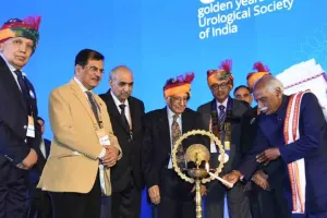 ग्रामीण क्षेत्रों में डायलिसिस को कम लागत पर उपलब्ध करवाएं चिकित्सक : राज्यपाल