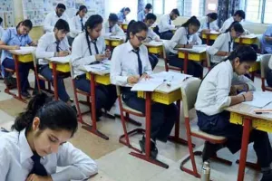 हरियाणा में इस बार स्कूल ड्रेस में देनी होगी बोर्ड की परीक्षा