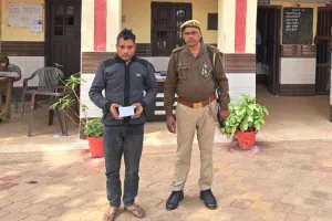 1240 रुपये व सट्टा पर्ची बरामद, एक गिरफ्तार