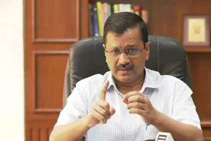 साकेत कोर्ट में फायरिंग के बाद दिल्ली सीएम केजरीवाल ने एलजी पर साधा निशाना