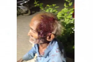 मामूली कहासुनी मे वृद्ध को ईट पत्थरों के पीट पीटकर लहूलूहान किया