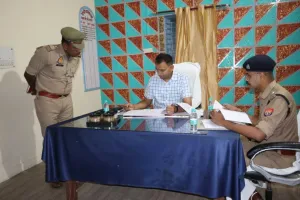 SSP Bulandshahr द्वारा थाना बीबीनगर पर स्याना सर्किल की चुनाव सम्बंधी कार्यवाही की समीक्षा की गयी