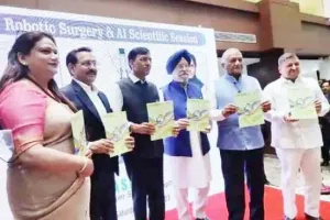 स्वास्थ्य मंत्री एवं केंद्रीय राज्य मंत्री वीके सिंह ने किया  यशोदा हॉस्पिटल कौशांबी में रोबोटिक सर्जरी विभाग का  शुभारंभ