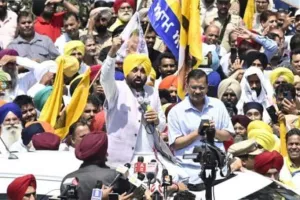 जालंधर में ‘आप’ का रोड शो