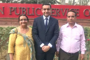 अभिनव सिवाच को यूपीएससी की परीक्षा में देशभर में 12वीं रैंक मिला, गोरखपुर में उत्साह का माहौल
