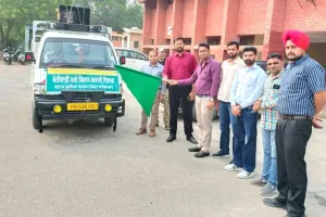 कृषि विभाग ने नरमे की कास्त को बढ़ावा देने के लिए जागरूकता वैन चलाई