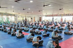 बीट द प्लास्टिक पॉल्यूशन पर अंग्रेजी निबंध प्रतियोगिता का आयोजन