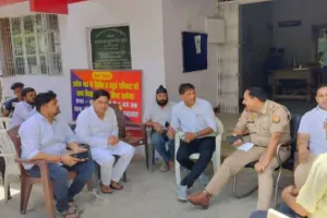 Aurangabad: अवैध अतिक्रमण पर पुलिस ने व्यापारियों को दी चेतावनी