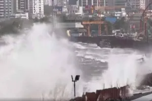 Biparjoy Cyclone: जयपुर प्रशासन अलर्ट, हेल्पलाइन नंबर जारी, आपात स्थिति में करें संपर्क
