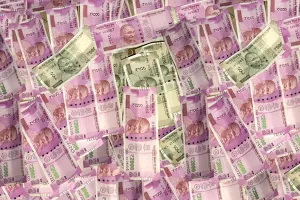 Currency in India: नोट छापने वाला अधिकारी, क्या अपने लिए ही छापता था नोट ? जानिए क्या है मामला