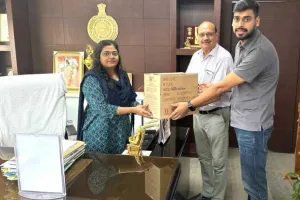 बाढ़ पीड़ितों के लिए लिबर्टी परिवार ने बढ़ाये हाथ