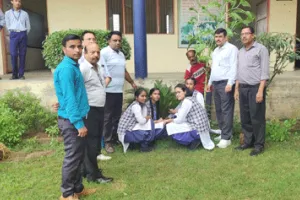 शिखर शिक्षा सदन में किया गया पौधारोपण
