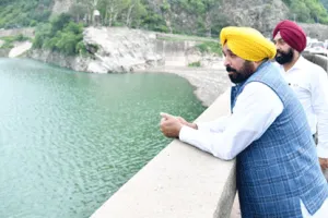 भाखड़ा डैम के दौरे के बाद मुख्यमंत्री की लोगों से अपील, घबराने की जरुरत नहीं, हालात नियंत्रण में