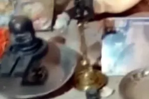 पाक में नापाक करतूत, हिंदू मंदिर पर रॉकेट लॉन्चर दागे
