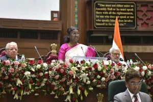 मैं और मेरा की भावना से ऊपर उठें जनप्रतिनिधि : राष्ट्रपति