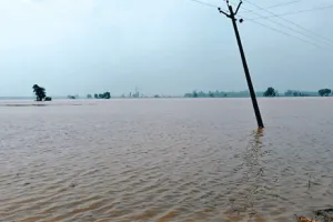 प्रशासन ने खनौरी वासियों को किया अलर्ट, जरूरी सामान संभालने के लिए किया चौकस