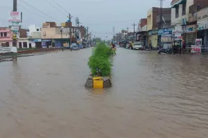 Heavy Rains: हरियाणा के 14 जिलों में भी बने बाढ़ जैसे हालात, अंबाला में बुलाई आर्मी व एनडीआरएफ टीम