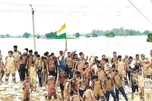 टूटा बांध फिर बांधा डेरा सच्चा सौदा के सेवादारों ने, दर्जनों गांवों से खतरा टला