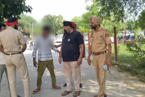 पिकअप चोरी मामले में दो दबोचे