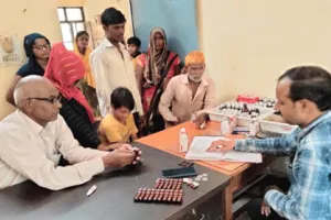 पीएचसी पर आई फ्लू के मरीजों की संख्या में दिन प्रतिदिन हो रहा इजाफा