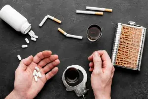 Drug Addiction : लगातार पैर पसार रहा नशा, समस्या का सही समाधान निकाला जाए!