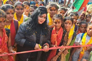 किशोरियों की डाक कांबड़ गंगा जल लेने सोरो हुई रवाना