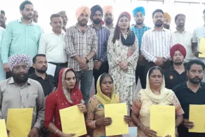 कैबिनेट मंत्री अनमोल गगन मान ने 154 परिवारों को कच्चे मकान पक्का करने के लिए प्रति परिवार दिए 1.75 लाख रुपये