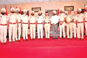 77.8 किलो हैरोइन बरामद करने वाली काउंटर इंटैलीजैंस टीम सम्मानित