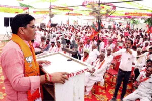 Taranagar News: वोट की चोट से सरकार को उखाड़ने का आह्वान