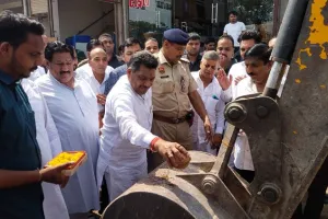 कांडा ने किया गलियों का शिलान्यास, सुनी जनसमस्याएं