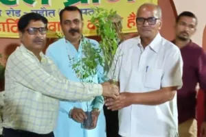 तुलसी के पौधे से परिवार में होता है सुख और समृद्धि का वास- डॉ दिनेश बंसल