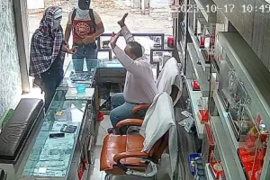 बठिंडा में ज्वेलर से लूट, दुकान में घुसते ही तानी पिस्तौल