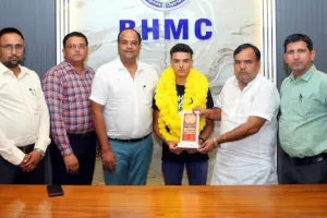 देवांग ने दिखाया तैराकी में हुनर, जीते दो पदक