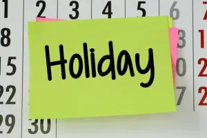 Government Holidays: खुशखबरी! दशहरा पर मिलेगी इतने दिन की छुट्टी, देखें सरकार की छुट्टियों की लिस्ट