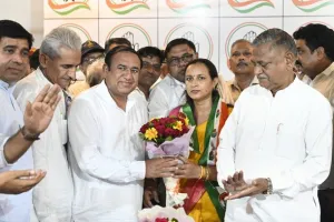 150 कार्यकर्ताओं ने बीजेपी-जेजेपी छोड़ कांग्रेस में जताई आस्था