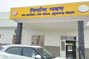 दीपावली के मद्देनजर रोशनी से जगमग हुए मुख्य चौक-चौराहे