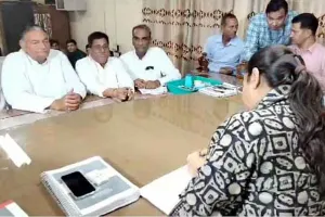 विधायक चौधरी विनोद कुमार ने शुभ मुहूर्त में दाखिल किया नामांकन