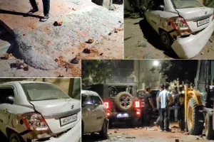 गैंगस्टर ने पूर्व पार्षद भाई के साथ मिलकर पड़ोसियों पर किया हमला