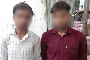 Briber Arrested: ग्राम विकास अधिकारी एवं ई-मित्र संचालक रिश्वत लेते रंगे हाथों गिरफ्तार