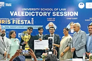 रियात बाहरा यूनिवर्सिटी में करवाए मूट कोर्ट मुकाबले: एमयू राजकोट ने जीती ट्रॉफी